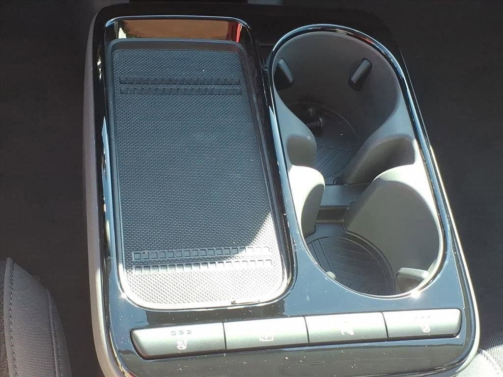 New 2025 Hyundai Ioniq 5 SE image 6