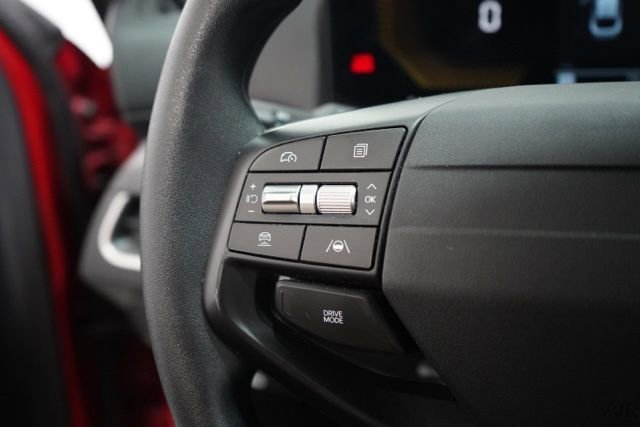 Used 2025 Kia K4 LXS image 22