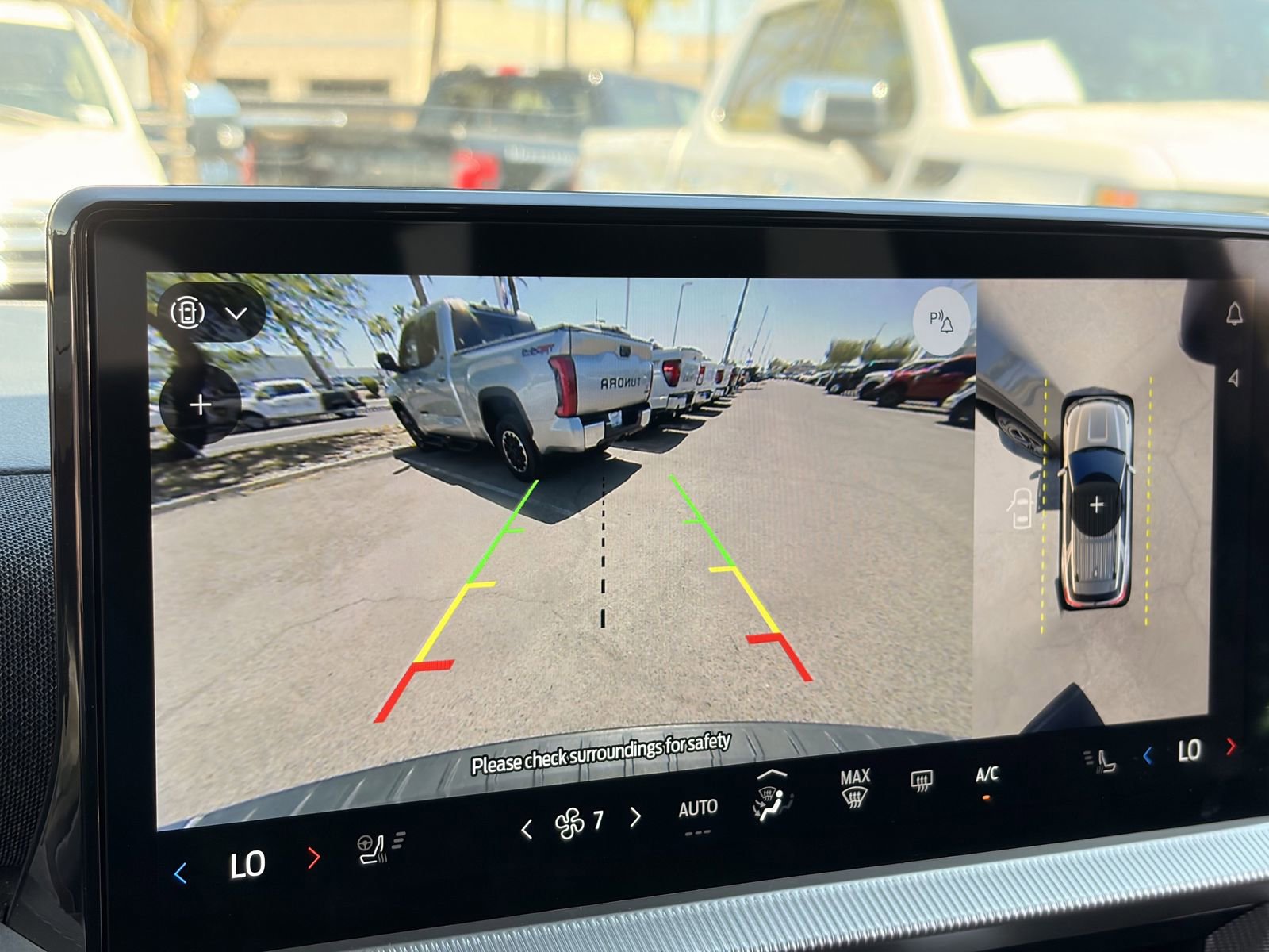Certified 2025 Ford Explorer ST-Line w/ ST-Line Street Pack AWD/4WD image 22