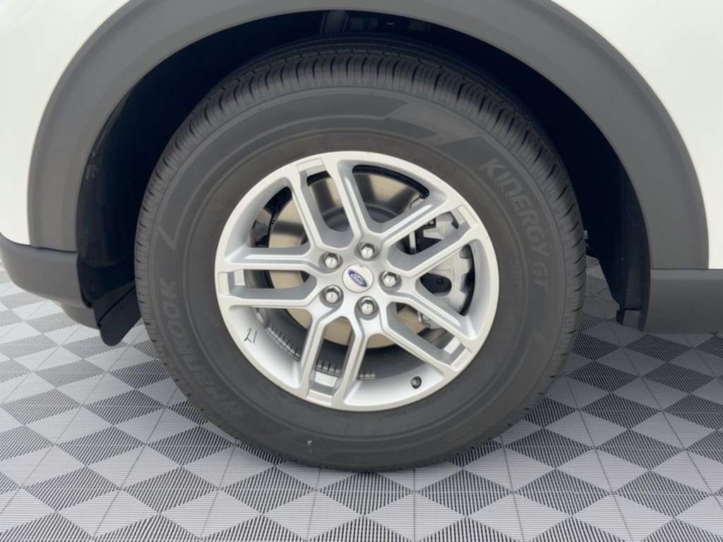 New 2027 Ford Explorer Active w/ Active Comfort Package RWD image 13