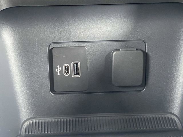 New 2026 Ford Explorer Active w/ Active Comfort Package image 12