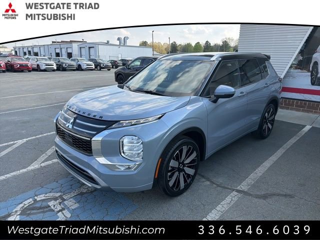 New 2026 Mitsubishi Outlander SEL image 3