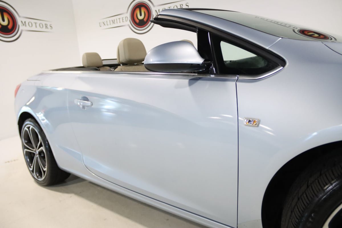 Used 2018 Buick Cascada Premium FWD image 7
