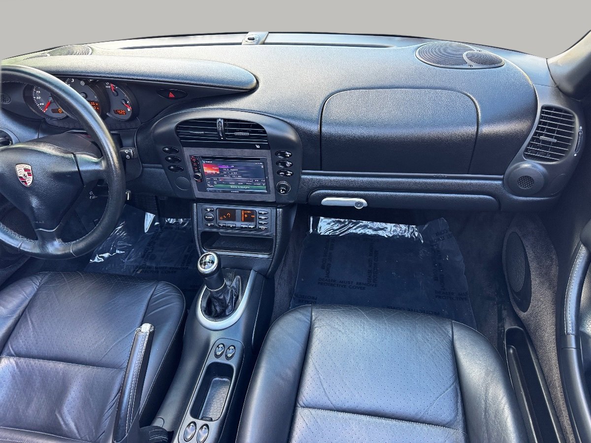 Used 2004 Porsche Boxster RWD image 21