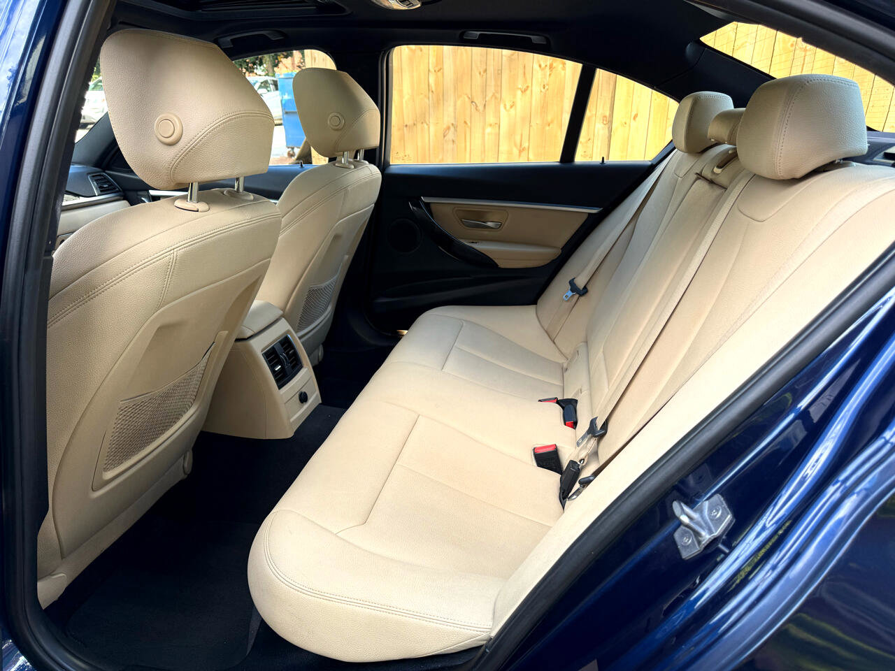 Used 2018 BMW 330e image 23