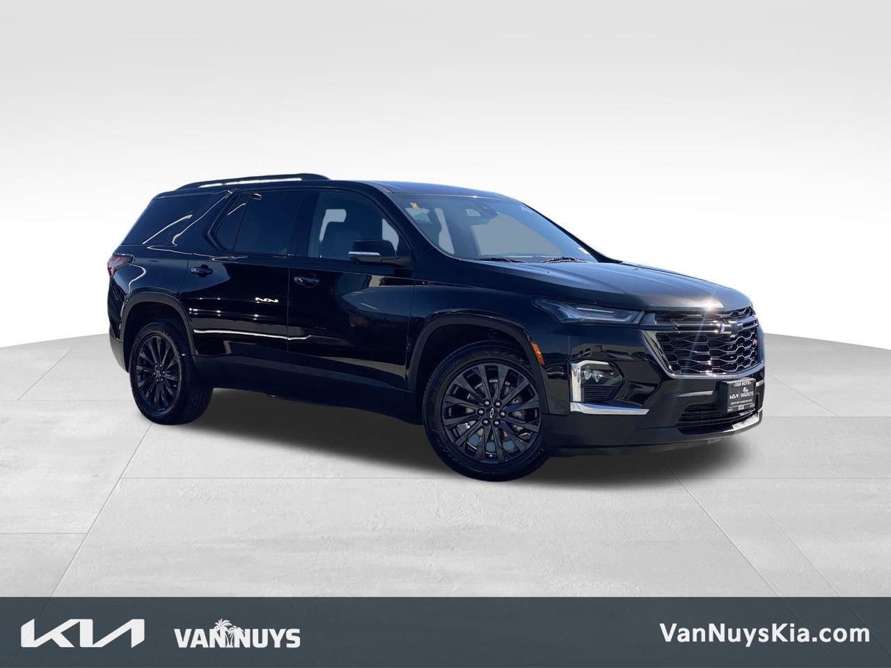 Used 2022 Chevrolet Traverse RS w/ LPO, Cargo Package image 1