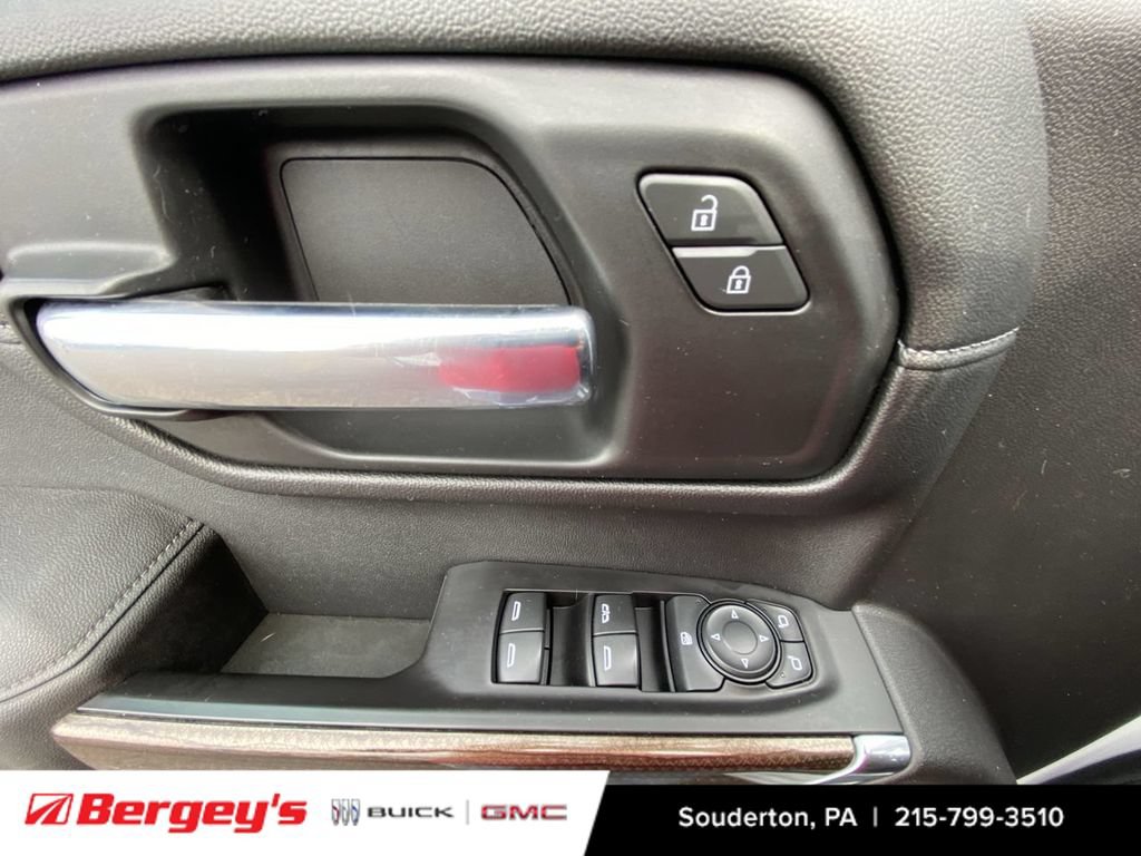Used 2021 Chevrolet Silverado 1500 LT AWD/4WD image 27
