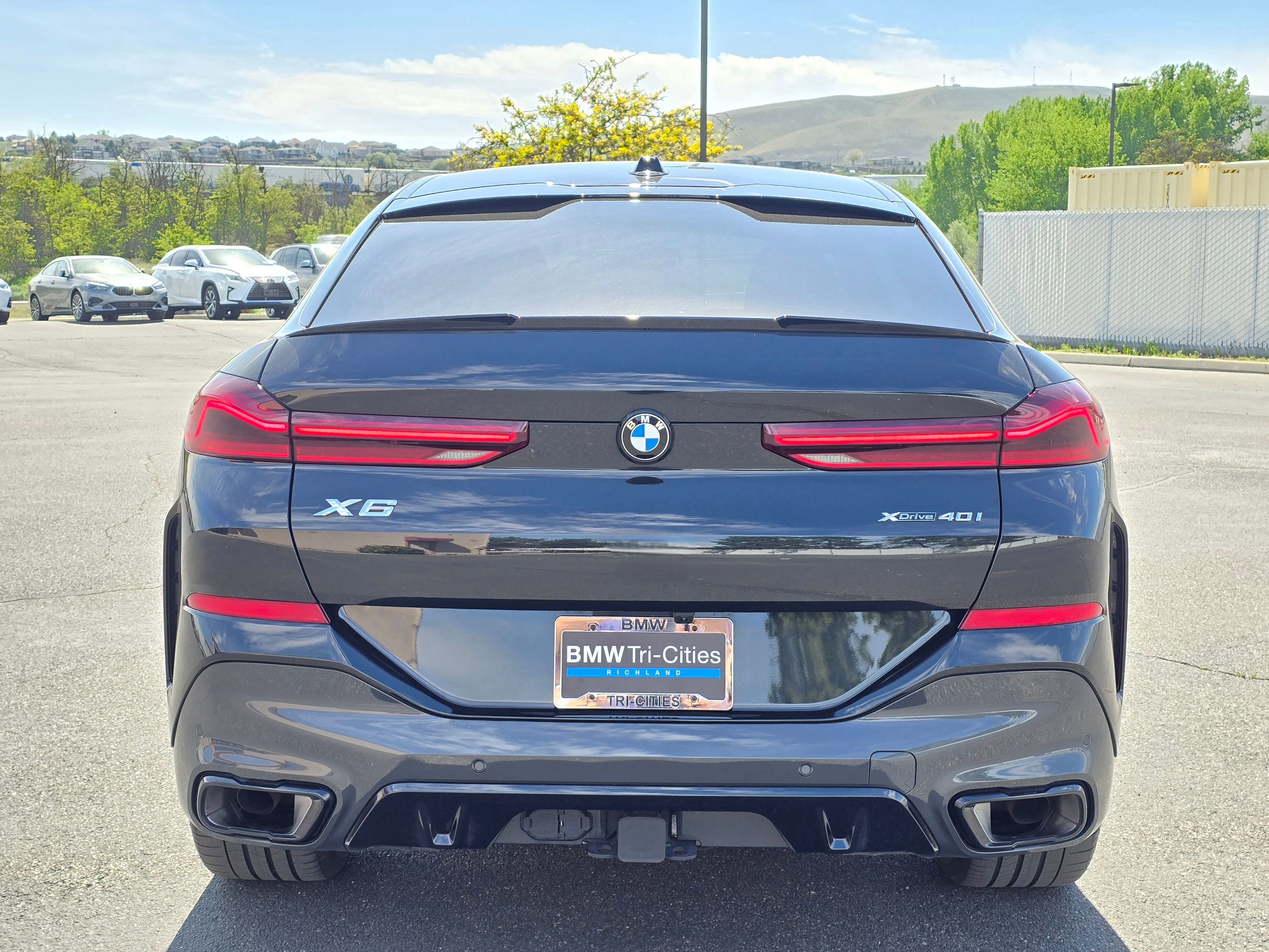 Certified 2025 BMW X6 xDrive40i w/ Executive Package image 5