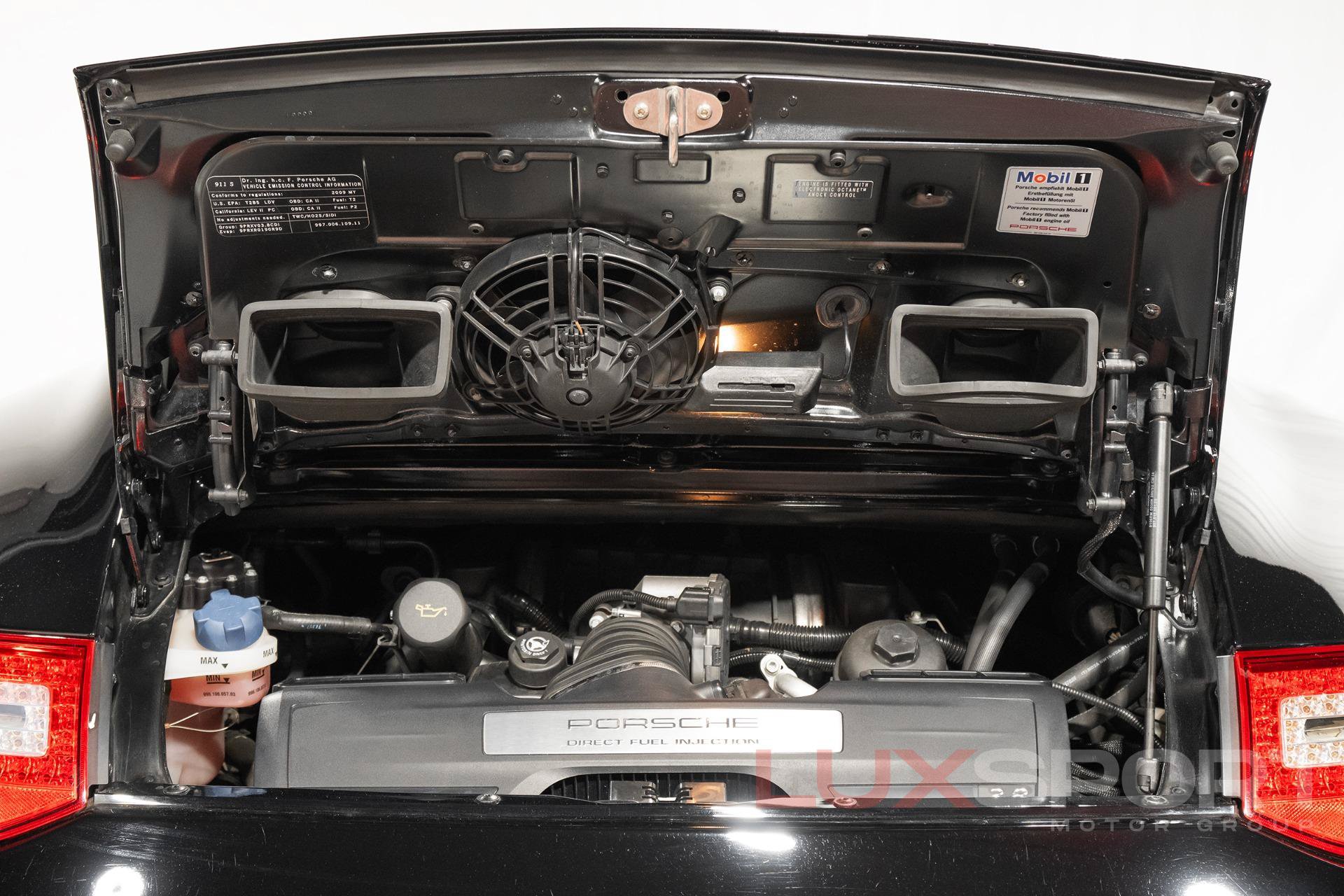 Used 2009 Porsche 911 Carrera S RWD image 90