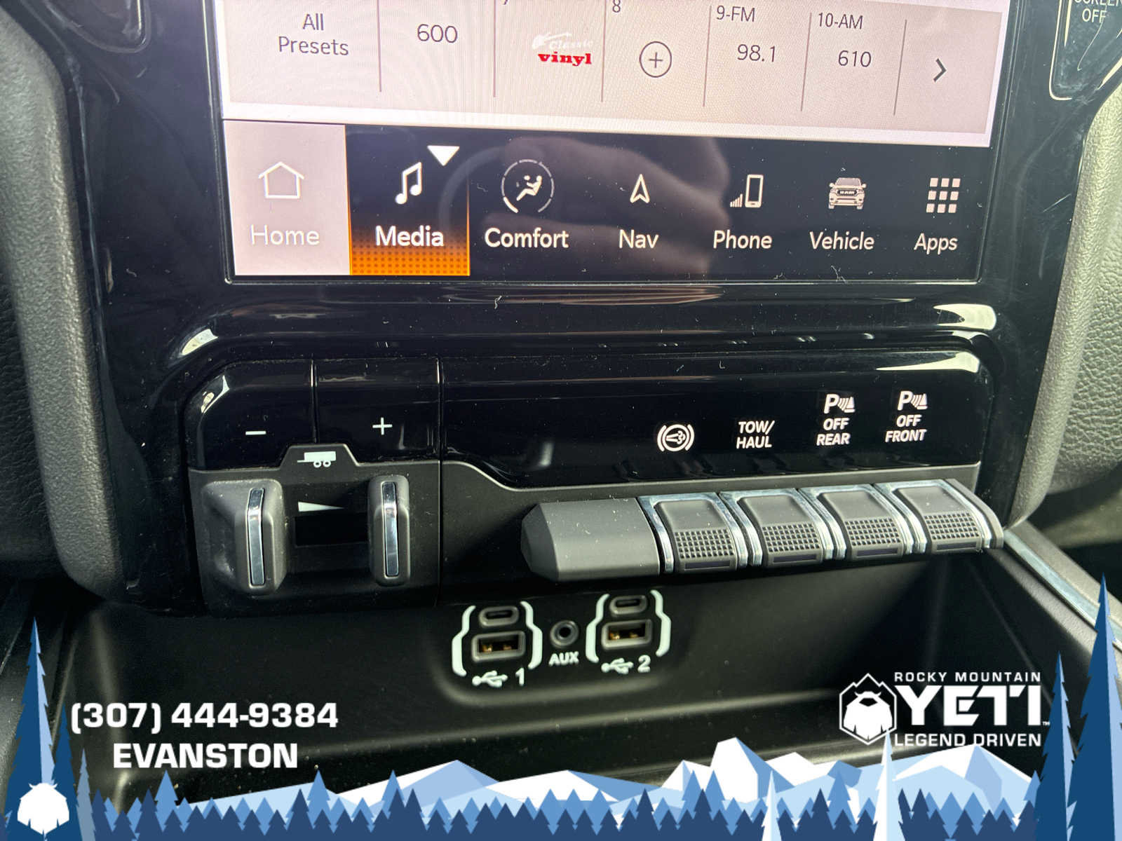 Used 2023 RAM 3500 Laramie image 17