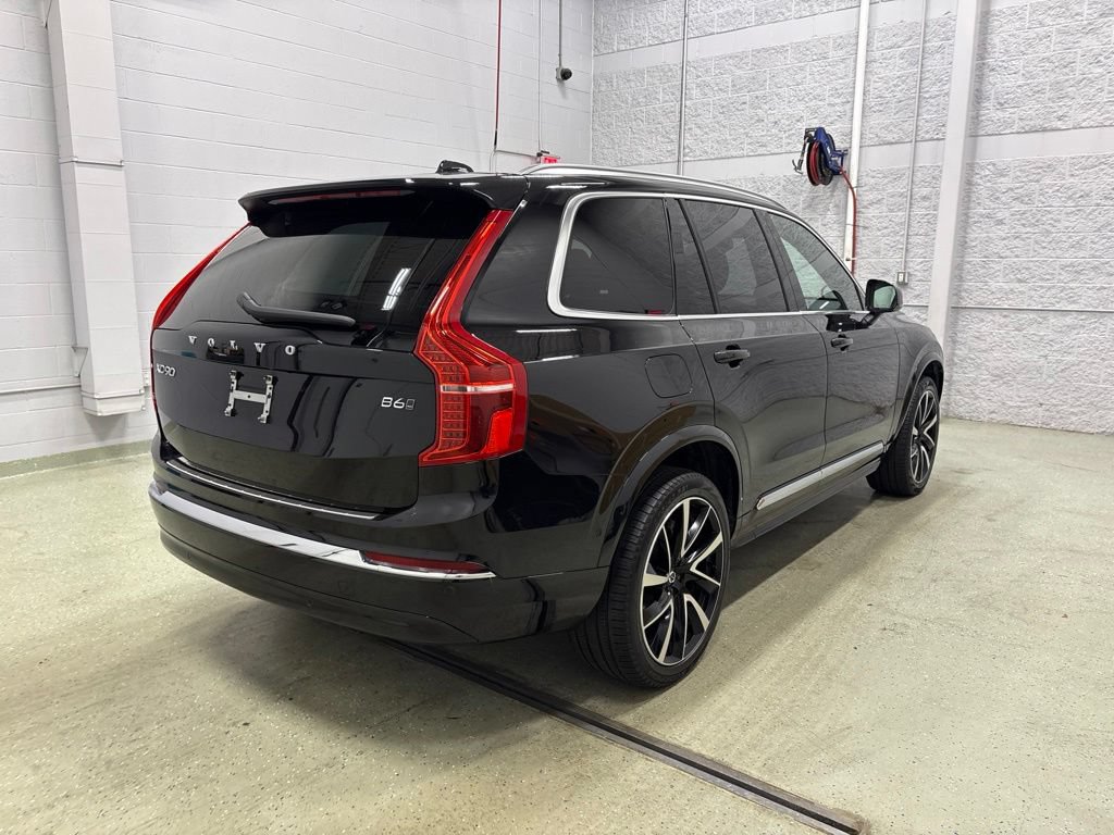 Used 2024 Volvo XC90 B6 Ultimate w/ Protection Package Premier AWD/4WD image 4