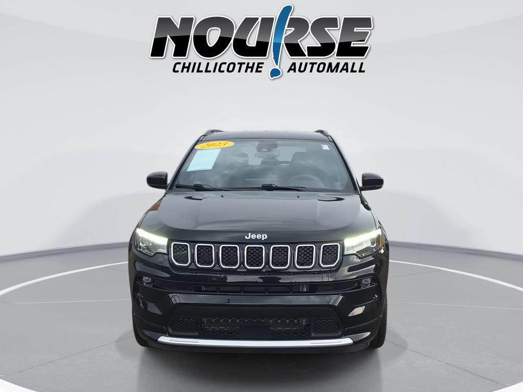 Used 2023 Jeep Compass Limited w/ Elite Group AWD/4WD image 3