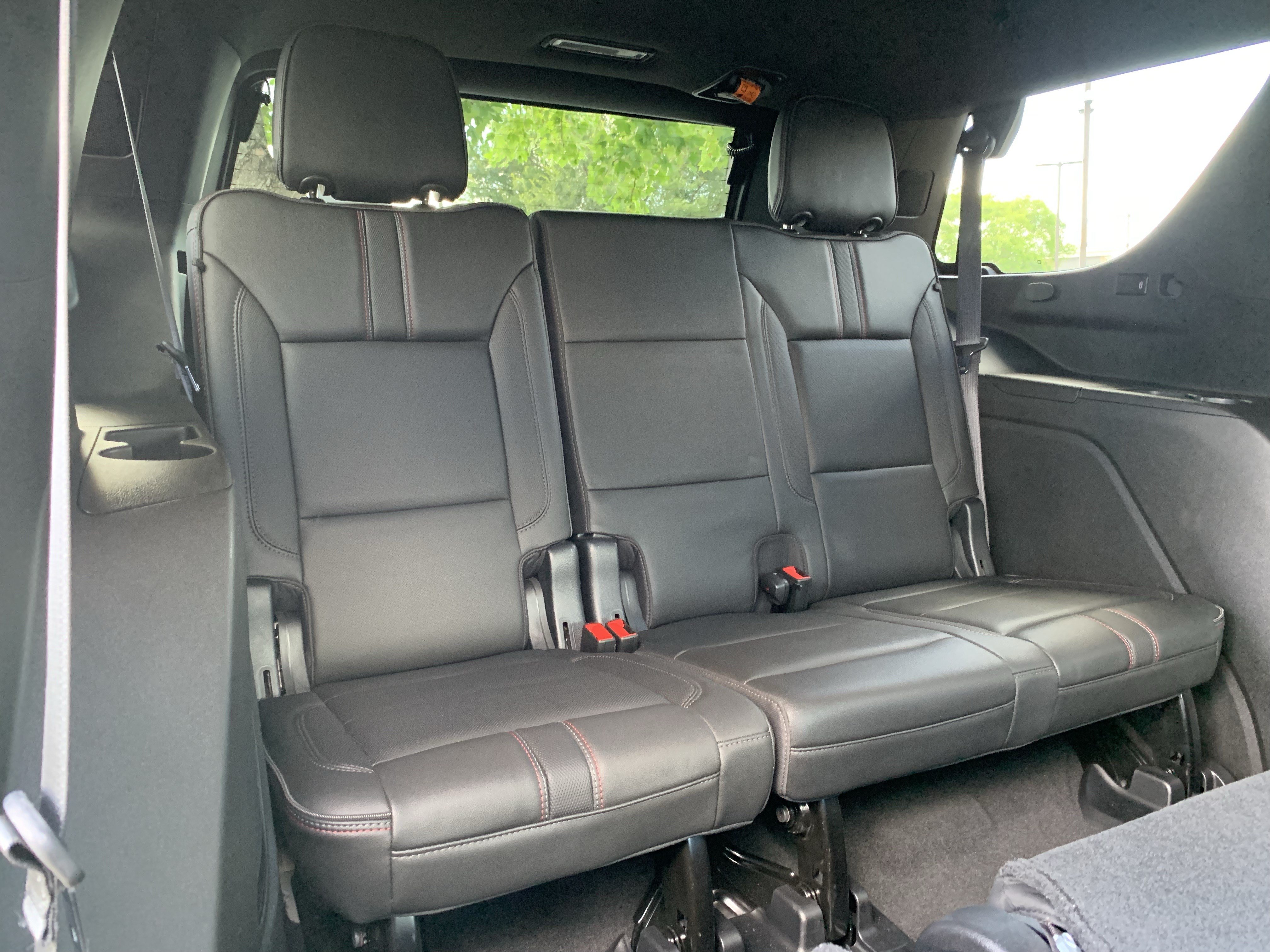 Used 2021 Chevrolet Tahoe RST w/ Rear Media and Nav Package AWD/4WD image 33