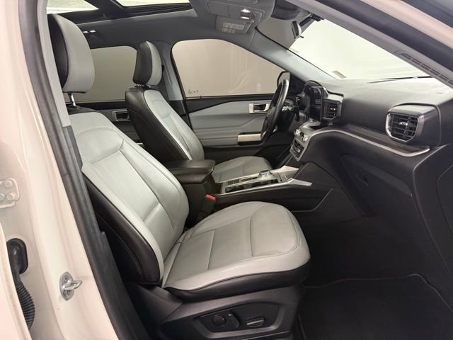Used 2021 Ford Explorer XLT w/ Equipment Group 202A image 36