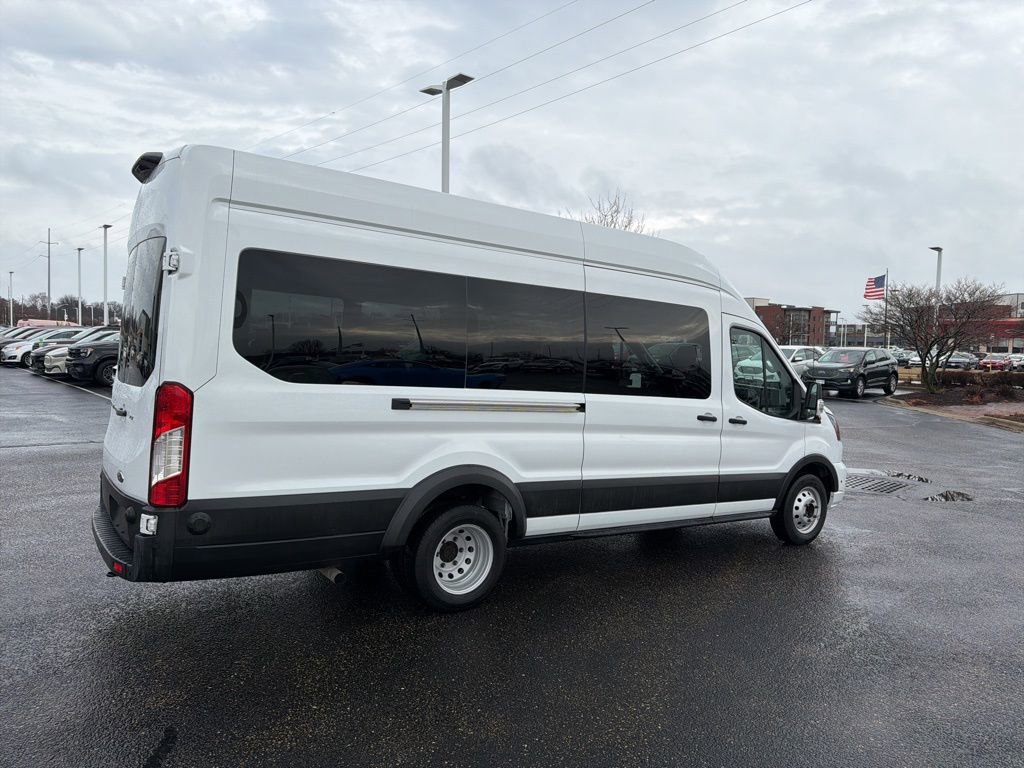 Used 2024 Ford Transit 350 XLT image 4