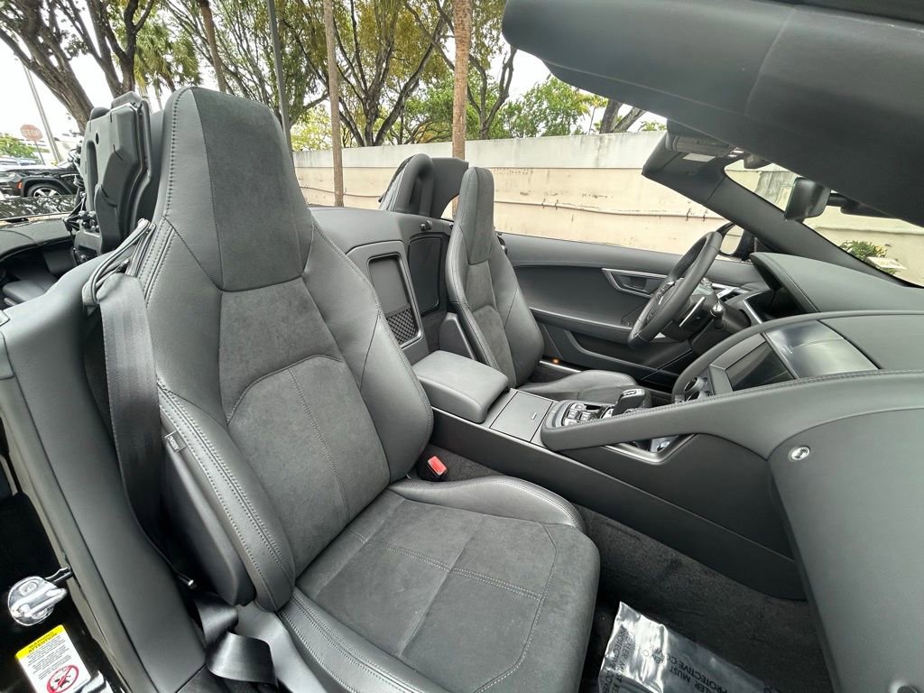 Used 2024 Jaguar F-TYPE R-Dynamic image 35