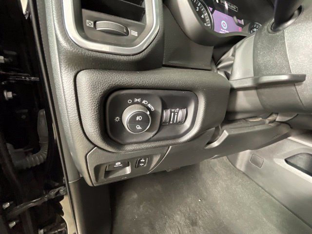 Used 2023 RAM 1500 Laramie AWD/4WD image 10