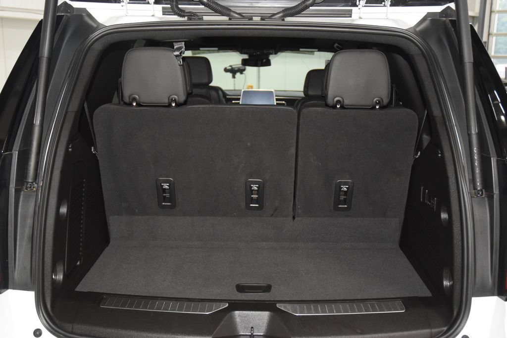 Used 2023 Chevrolet Tahoe RST w/ Luxury Package AWD/4WD image 22