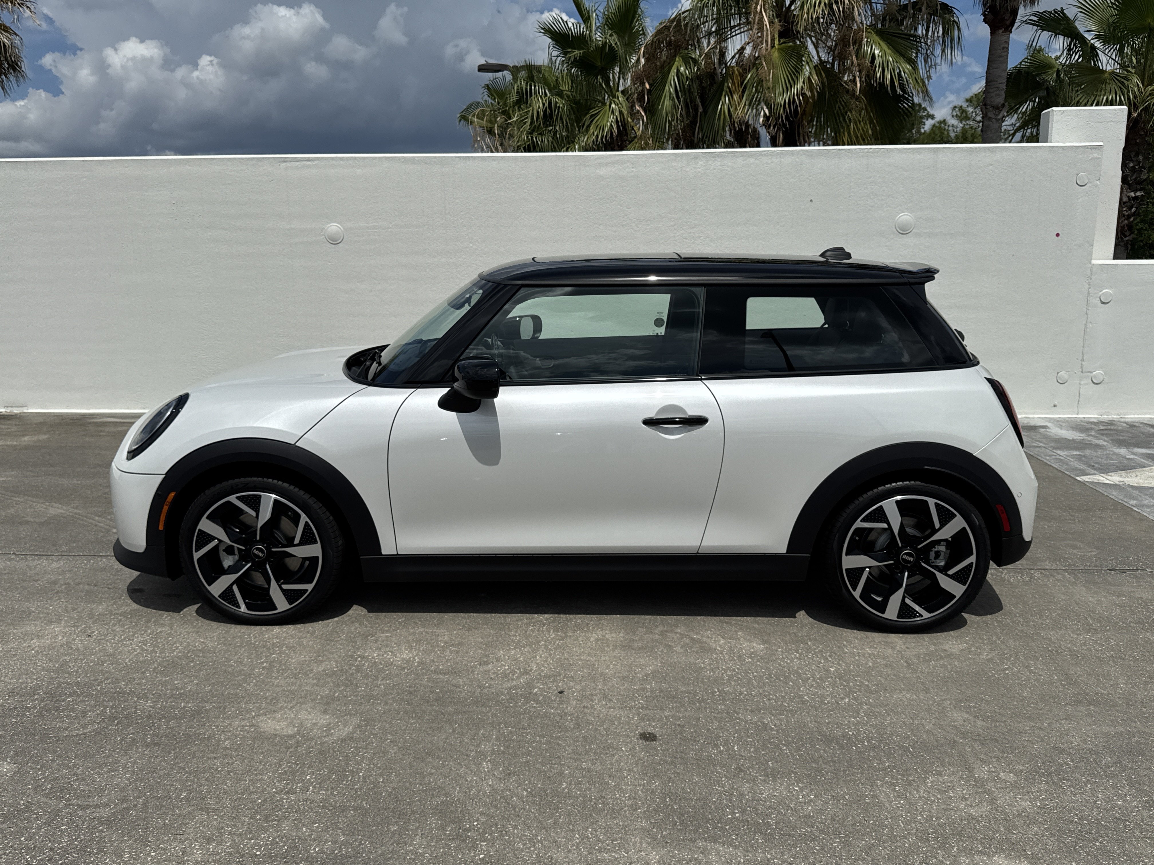 New 2026 MINI Cooper S FWD image 4