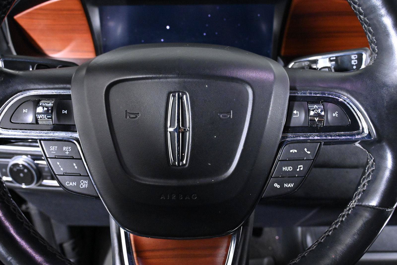 Used 2021 Lincoln Navigator L Reserve w/ Luxury Package AWD/4WD image 11