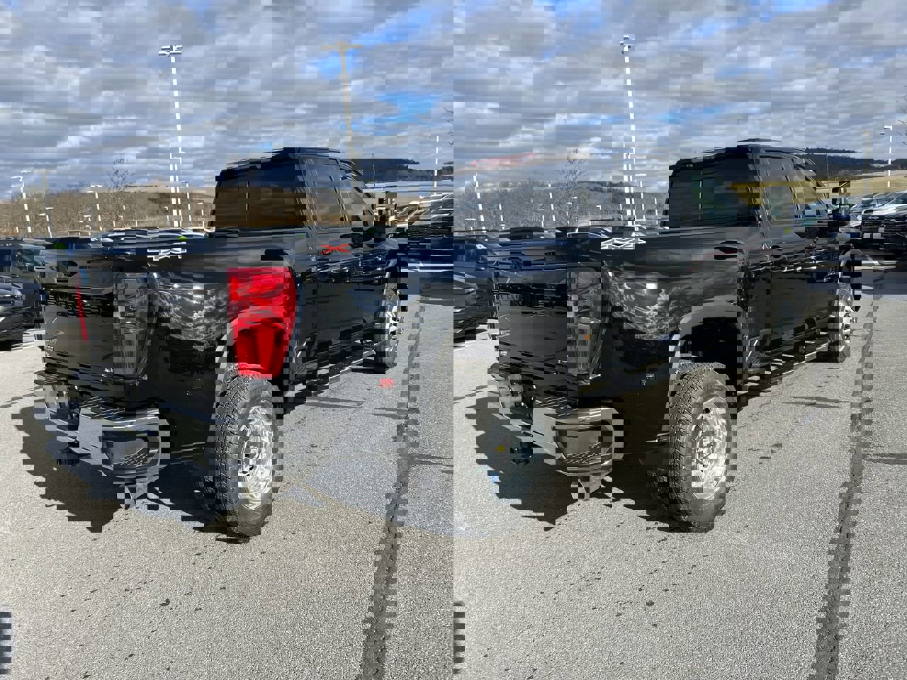 New 2026 Chevrolet Silverado 3500 LT image 7