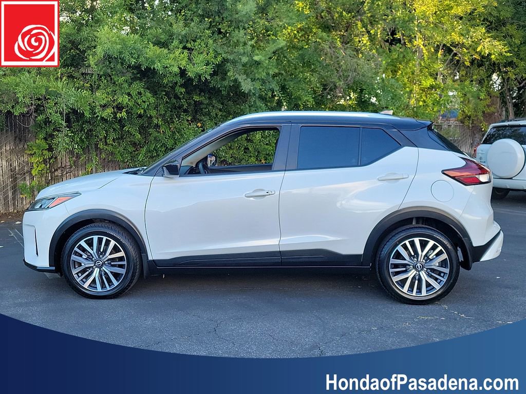 Used 2023 Nissan Kicks SV FWD image 6
