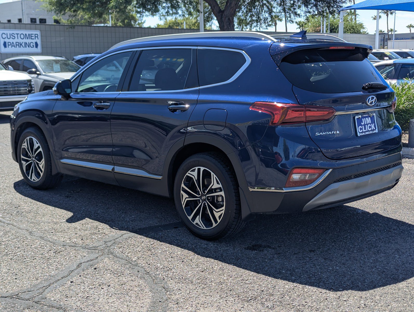 Used 2020 Hyundai Santa Fe Limited AWD/4WD image 4