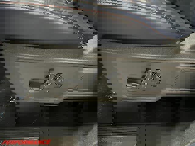 New 2025 Ford Bronco Raptor w/ Interior Carbon Fiber Pack AWD/4WD image 19