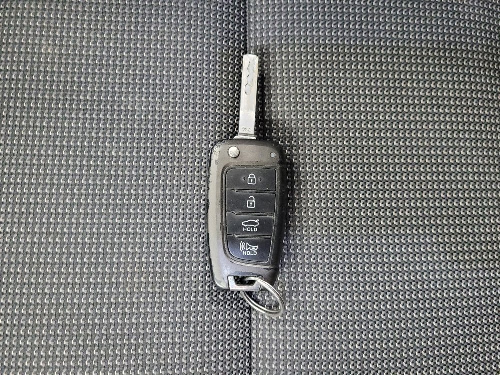 Used 2019 Hyundai Accent SE FWD image 32