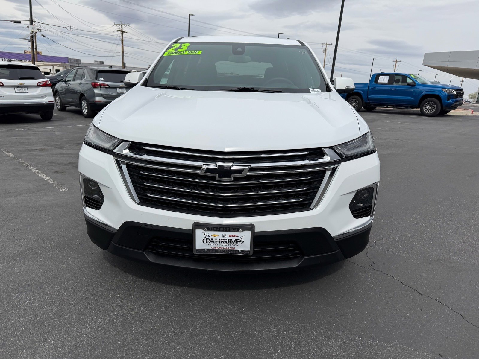 Used 2023 Chevrolet Traverse LT image 8