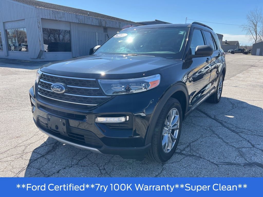 Used 2022 Ford Explorer XLT w/ Equipment Group 202A image 4