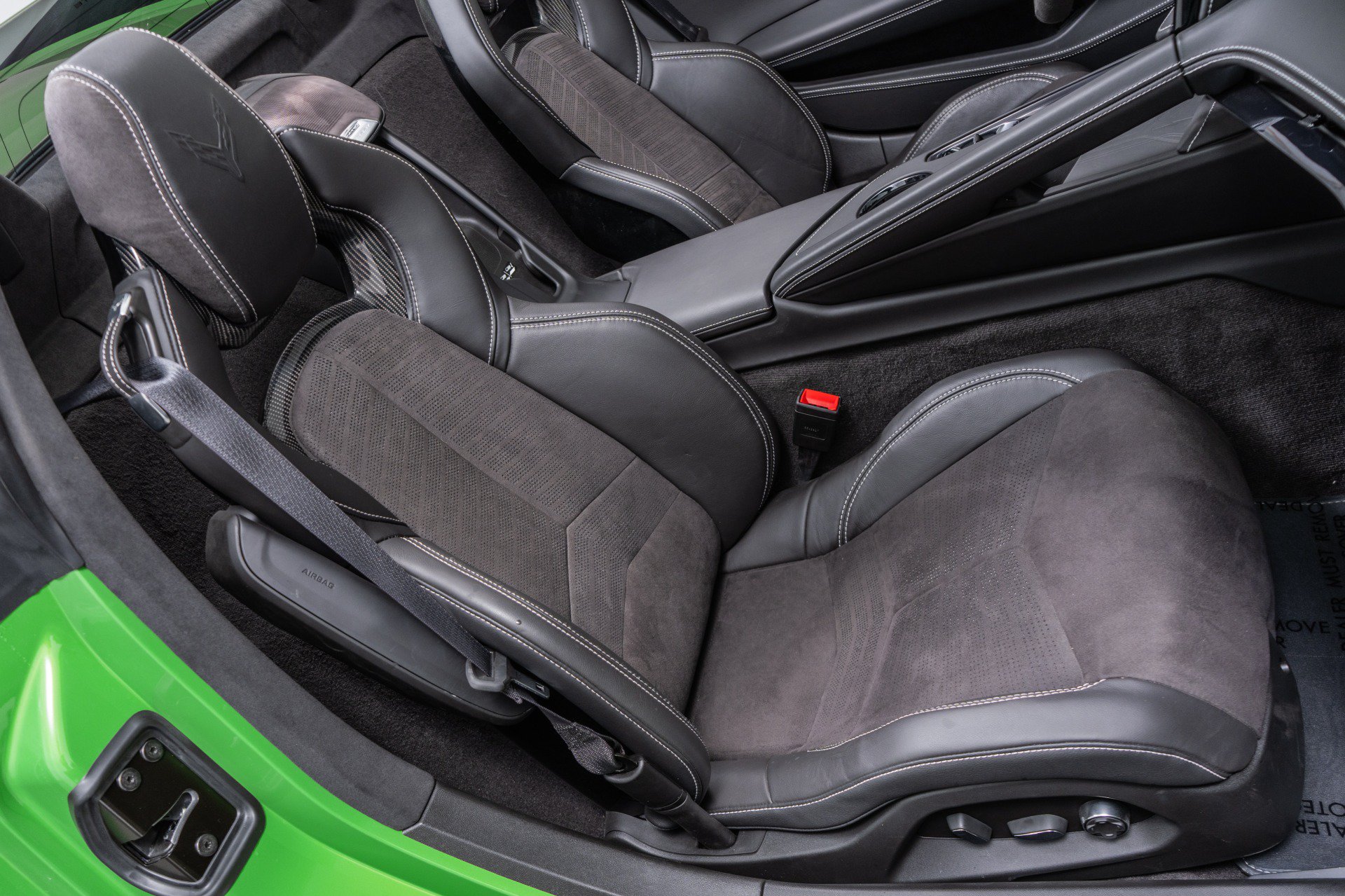 Used 2026 Chevrolet Corvette Stingray Premium Conv w/ Z51 Performance Package RWD image 25