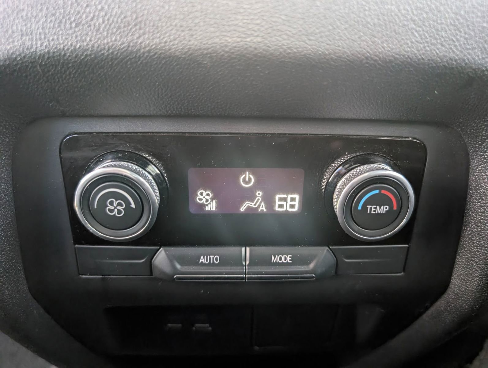 Certified 2025 Buick Enclave Preferred image 32