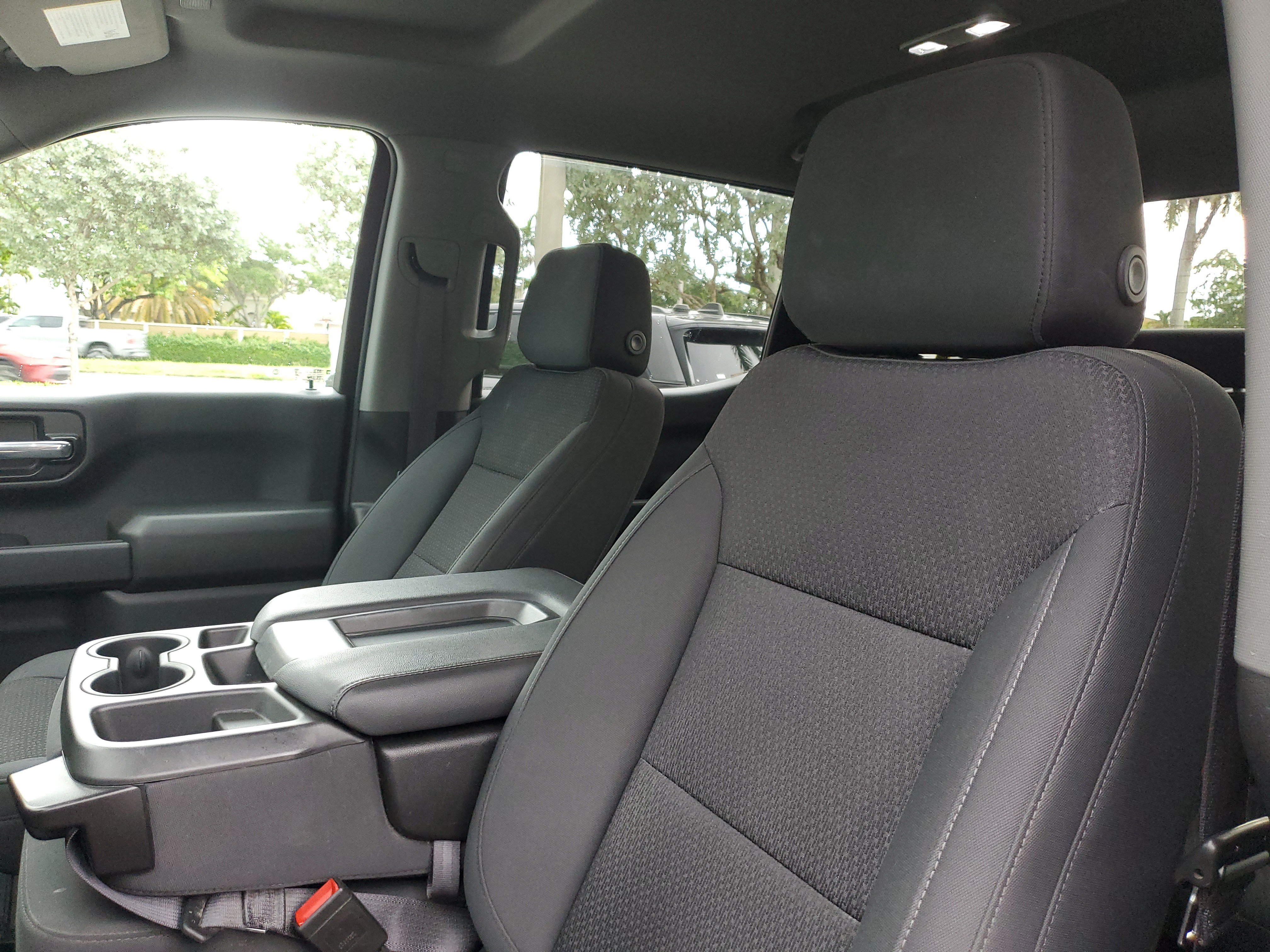 Used 2021 Chevrolet Silverado 1500 Custom Trail Boss AWD/4WD image 17