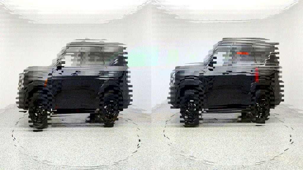 Used 2025 Nissan Armada PRO-4X w/ Pro-4X Premium Package image 8