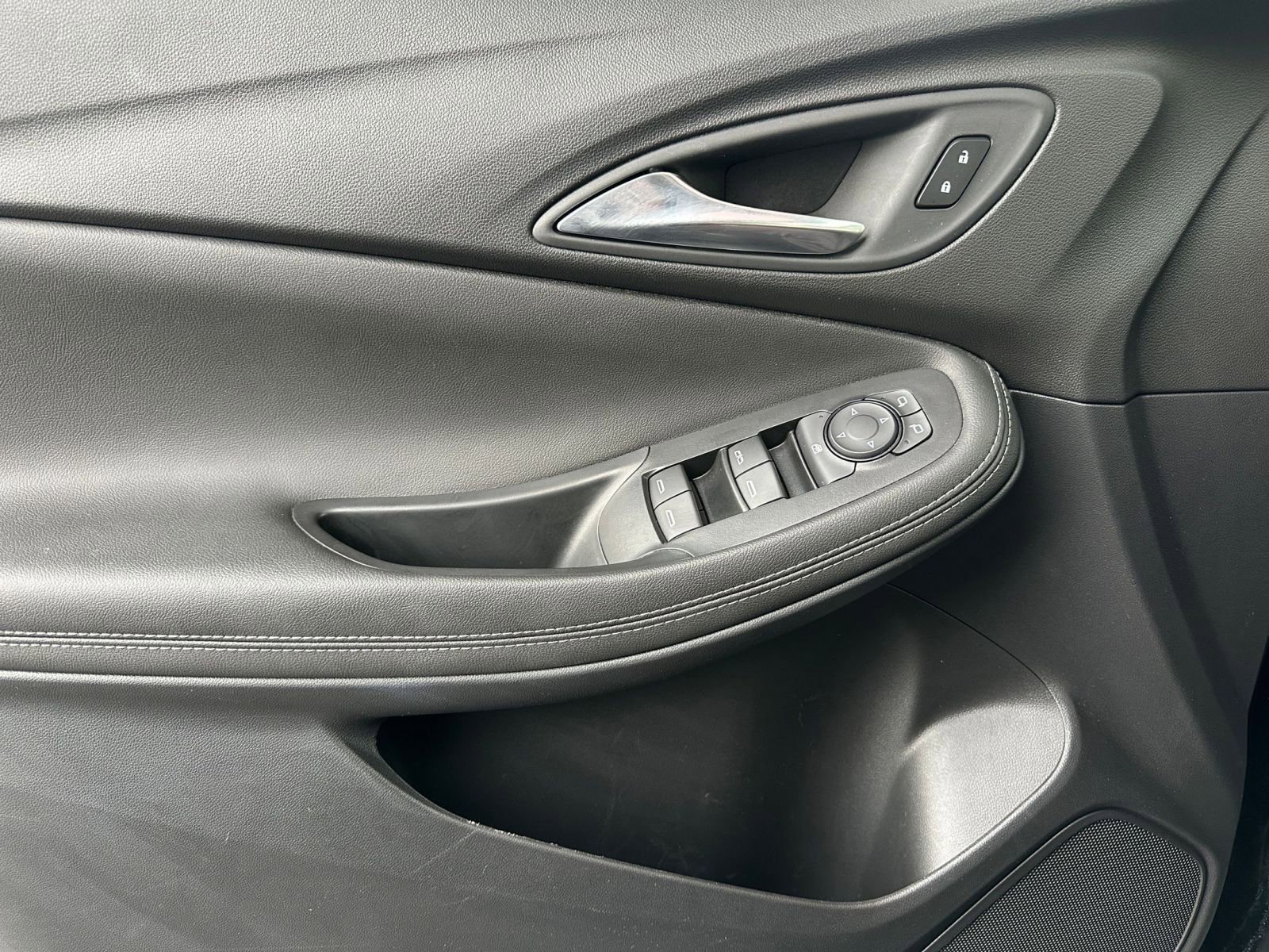 Used 2025 Buick Encore GX Preferred image 20