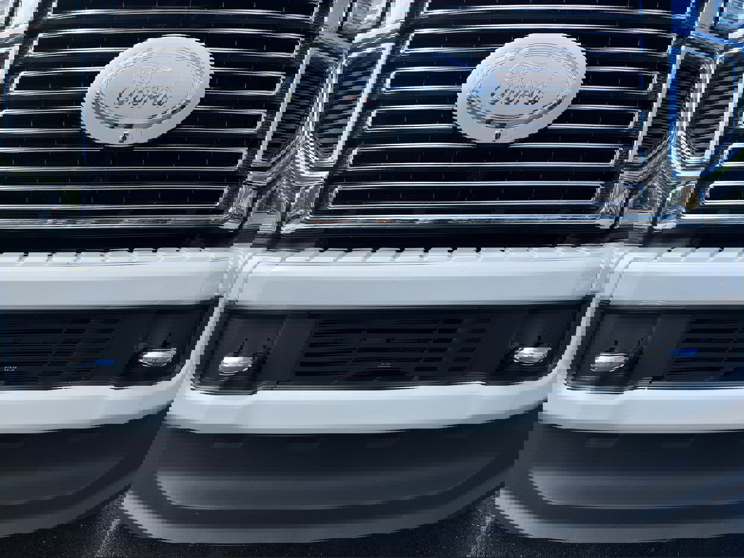 Used 2020 Ford F450 Limited w/ FX4 Off-Road Package AWD/4WD image 19