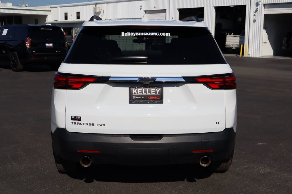 Used 2022 Chevrolet Traverse LT w/ LPO, Floor Liner Package image 7