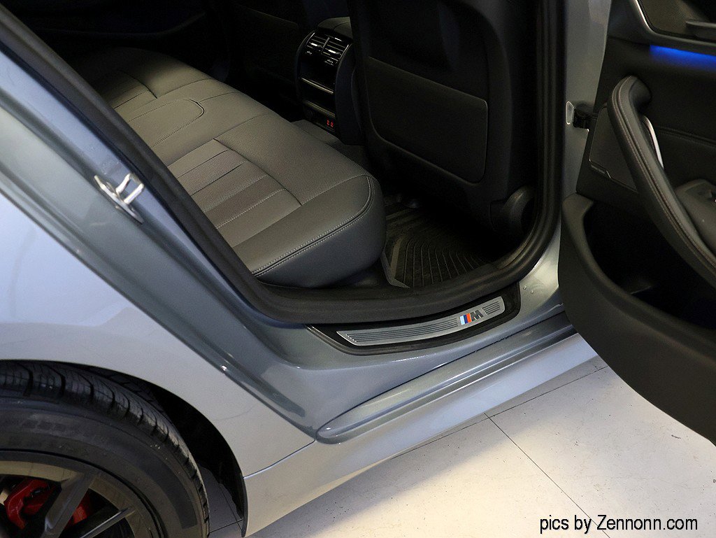 Certified 2023 BMW 530e xDrive w/ Premium Package image 34