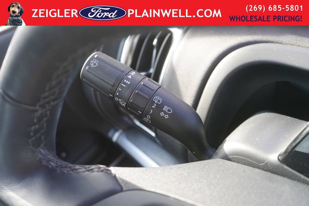 Used 2025 Ford Expedition Platinum image 29