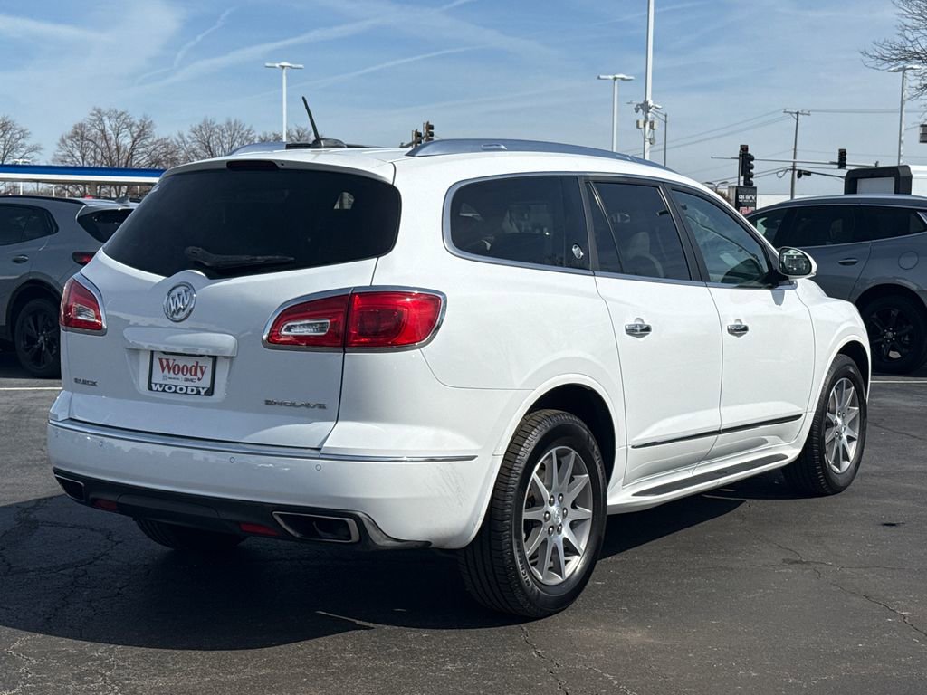 Used 2017 Buick Enclave Leather image 10