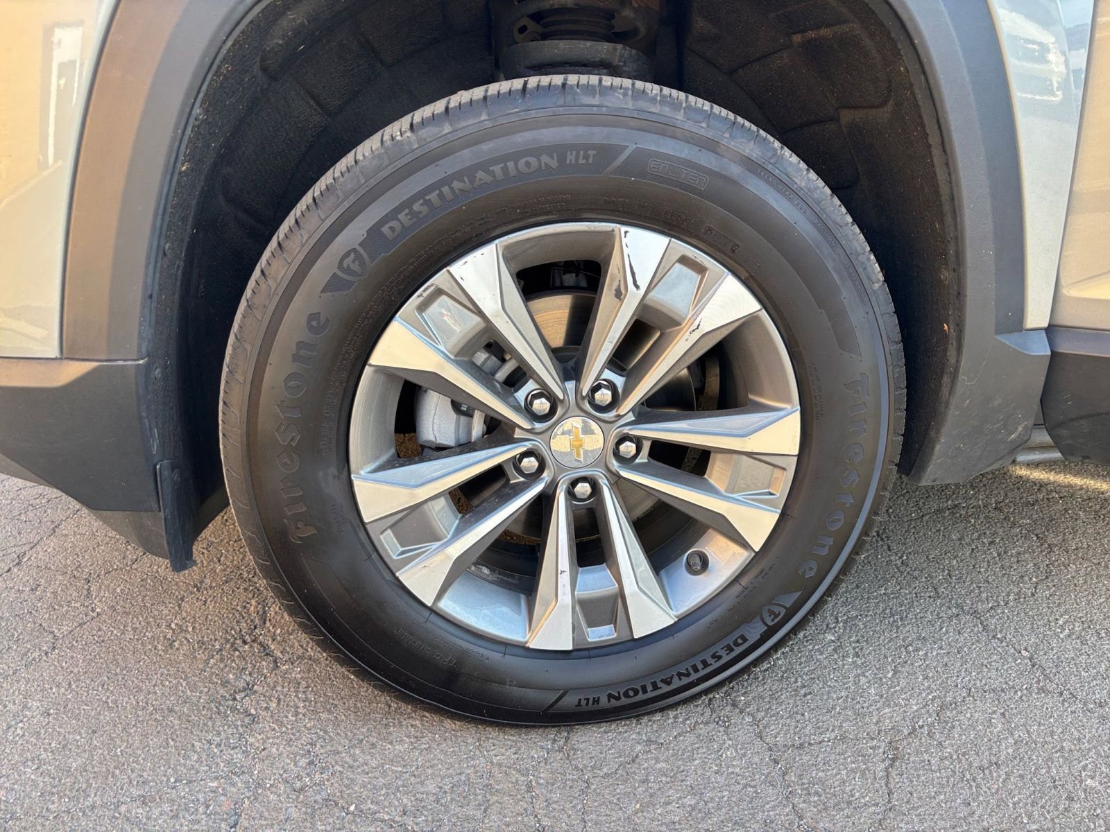 Used 2025 Chevrolet Equinox LT FWD image 31