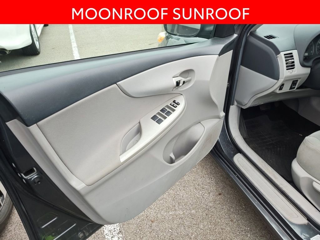 Used 2013 Toyota Corolla LE w/ Premium Pkg image 5