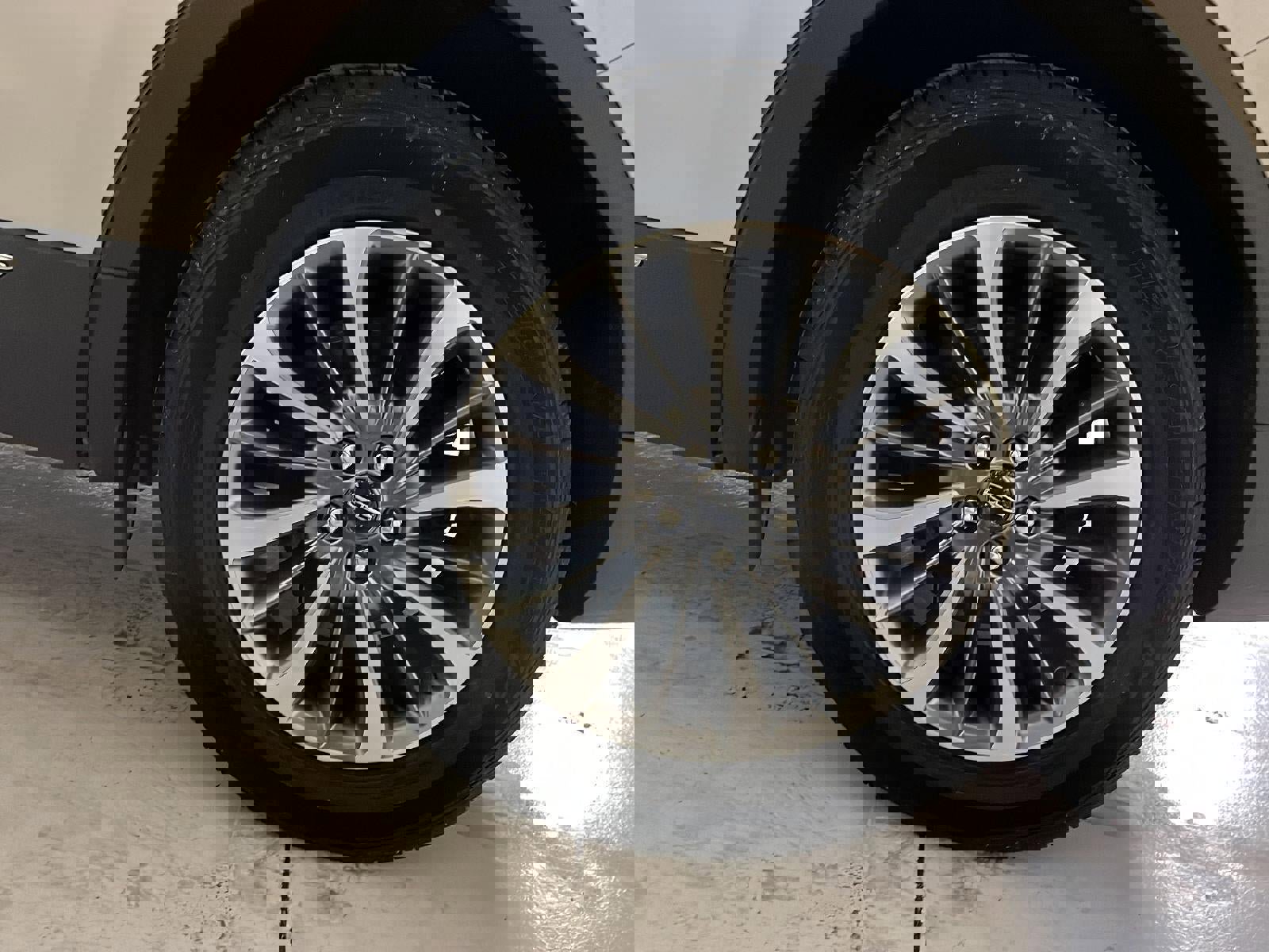 Used 2020 Lincoln Nautilus Standard w/ Equipment Group 101A image 28