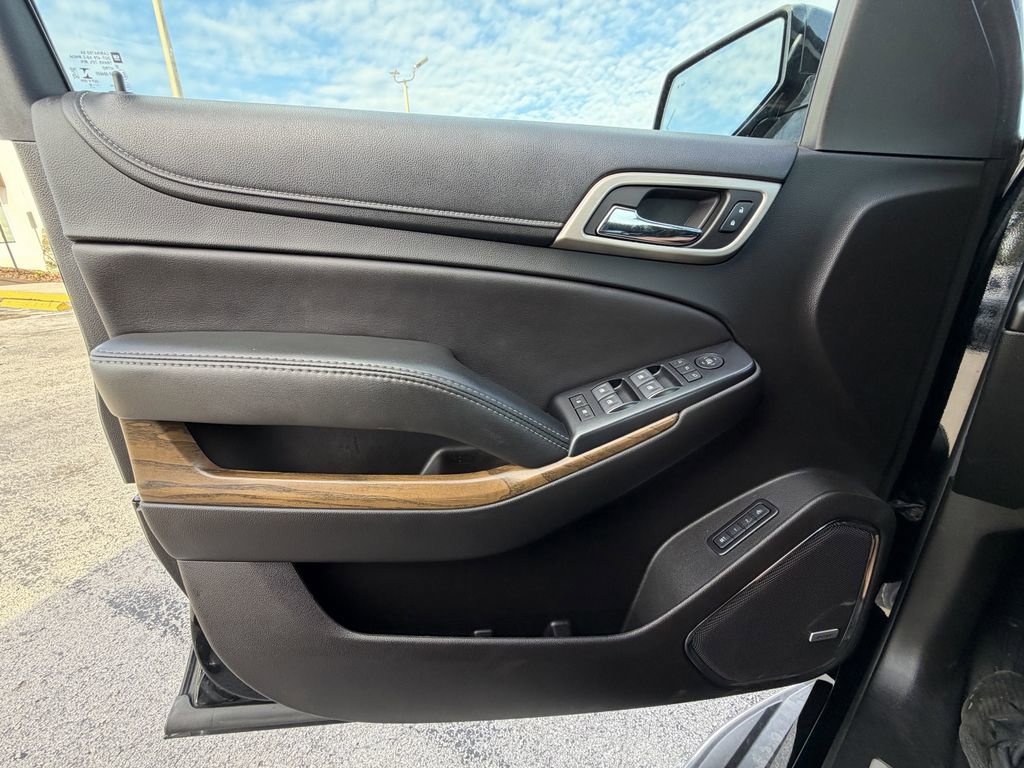 Used 2018 GMC Yukon Denali AWD/4WD image 21