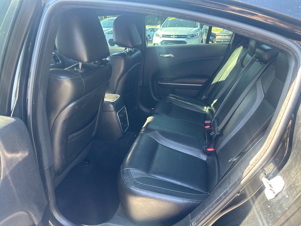 Used 2021 Dodge Charger SXT w/ Leather Interior Group RWD image 16