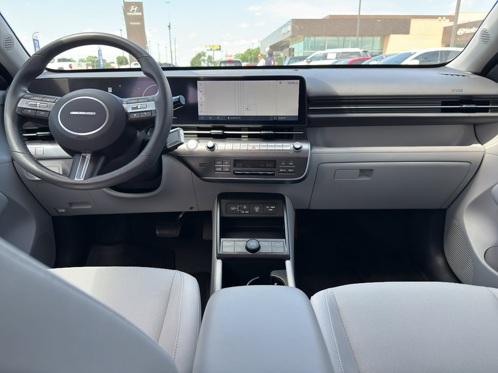 Used 2024 Hyundai Kona SEL FWD image 11