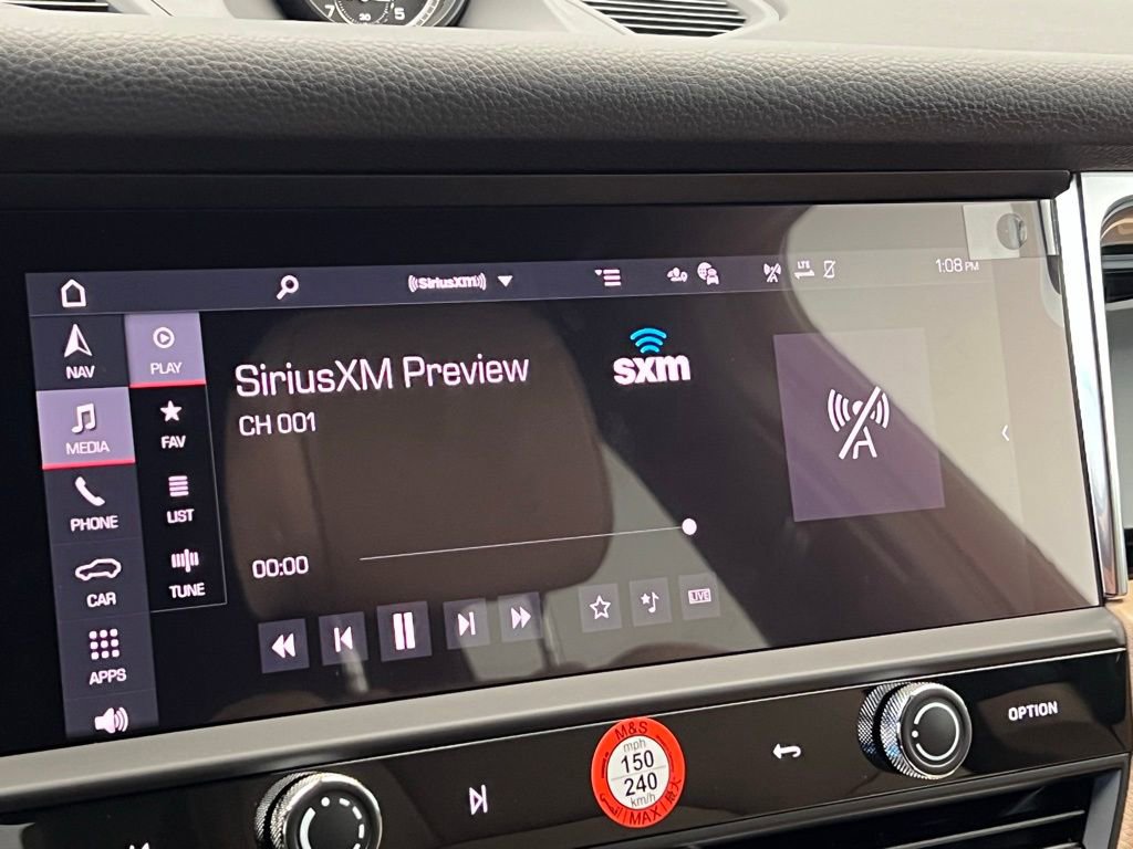 New 2026 Porsche Macan image 21