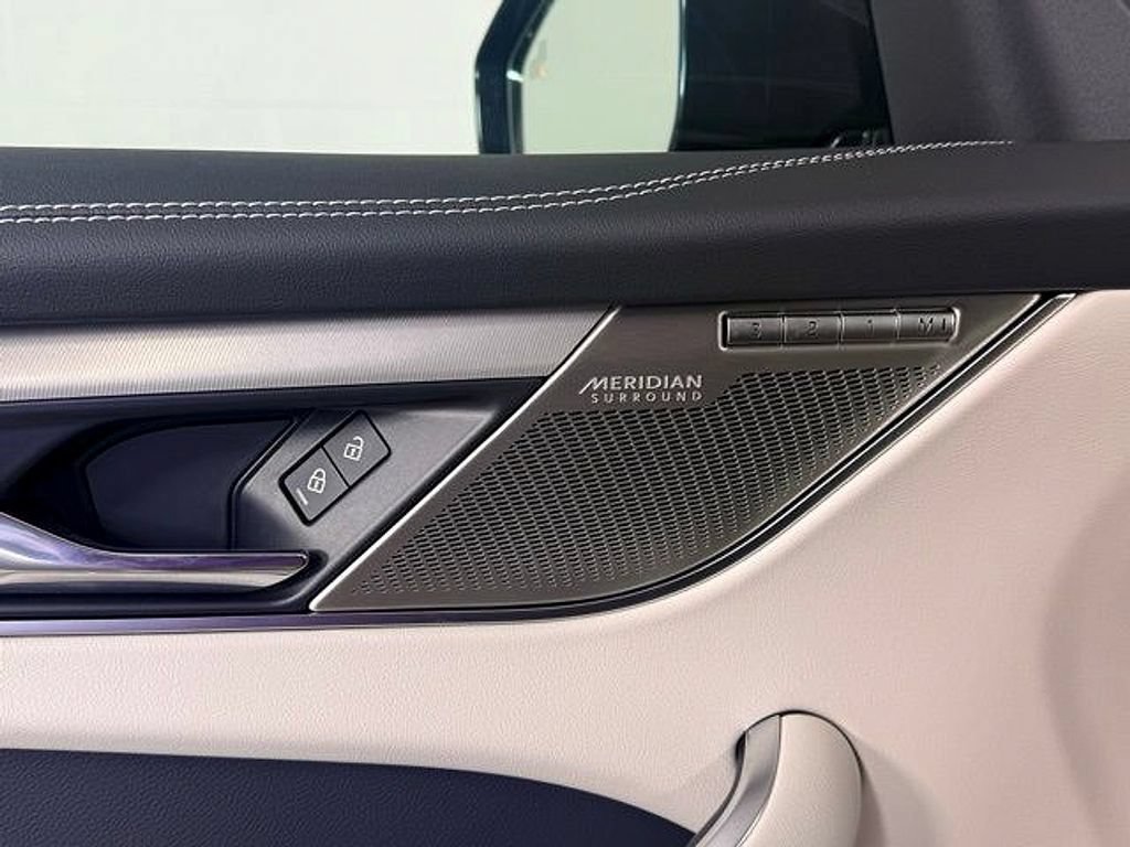 New 2026 Jaguar F-PACE R-Dynamic S AWD/4WD image 22