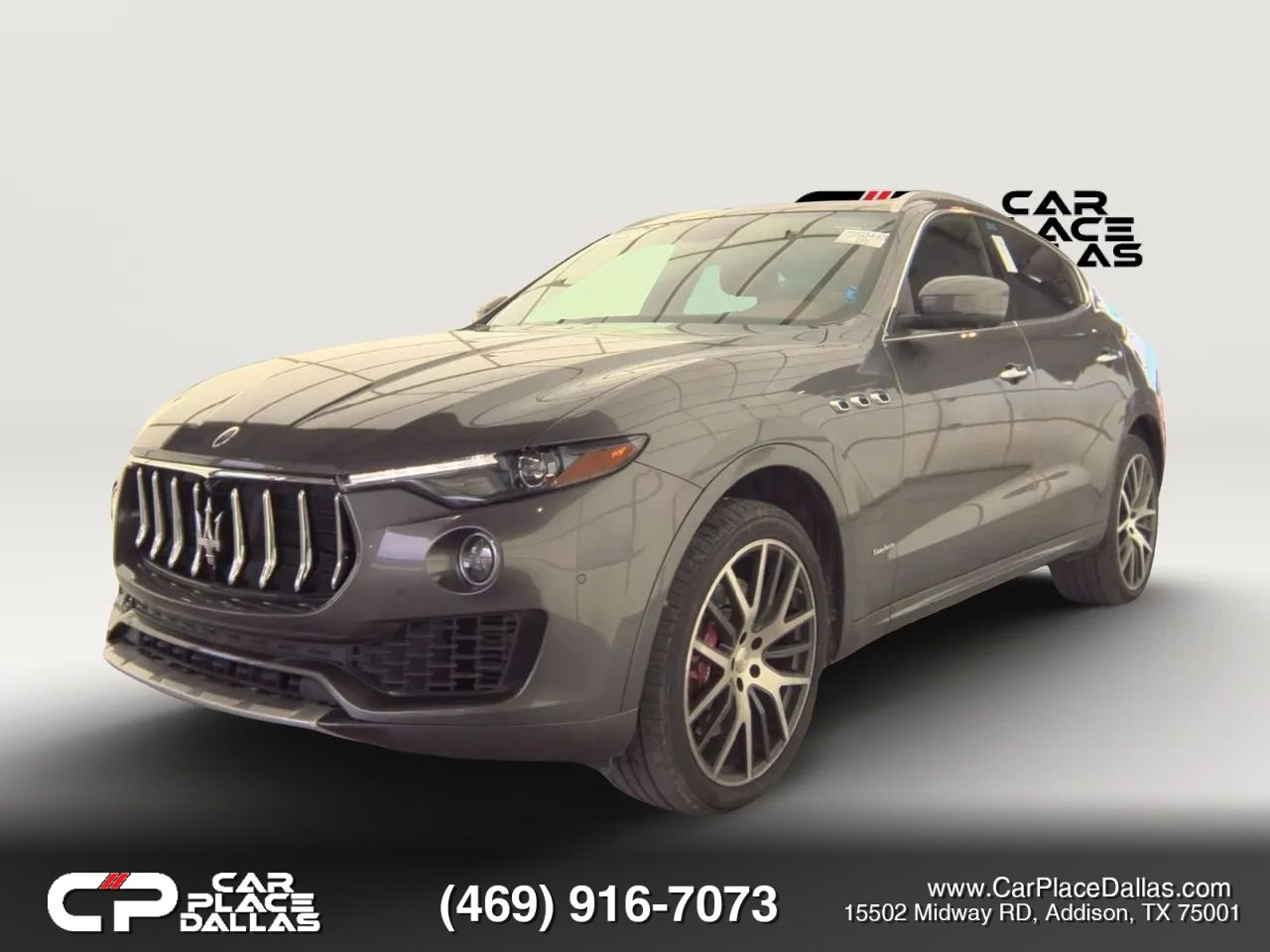 Used 2018 Maserati Levante S GranLusso image 3
